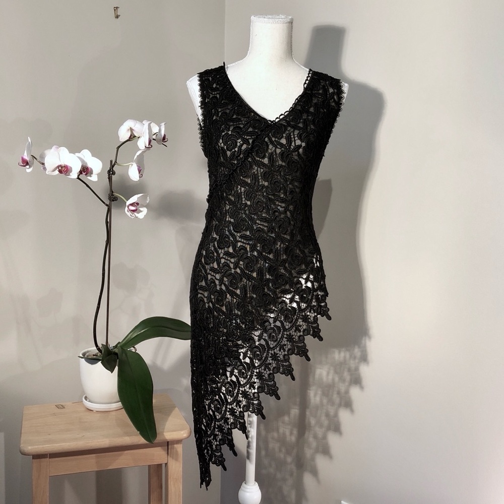 Nicole Bakti black lace asymmetrical top